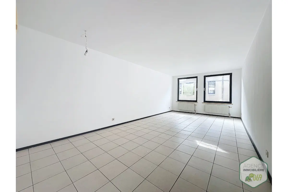 Studio à louer à Tournai 7500 460.00€  chambres 39.00m² - annonce 705940