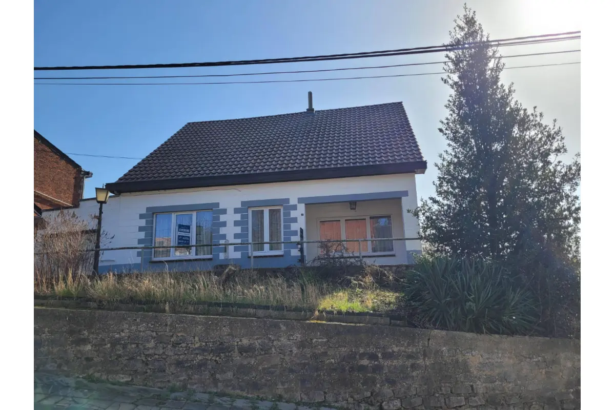 Maison à vendre à Strépy-Bracquegnies 7110 180000.00€ 3 chambres m² - annonce 706207