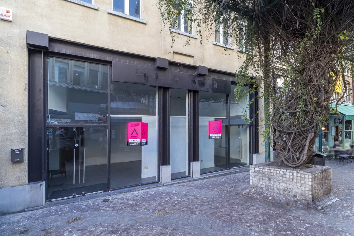 Commerce à louer à Charleroi 6000 2500.00€  chambres 230.00m² - annonce 706532