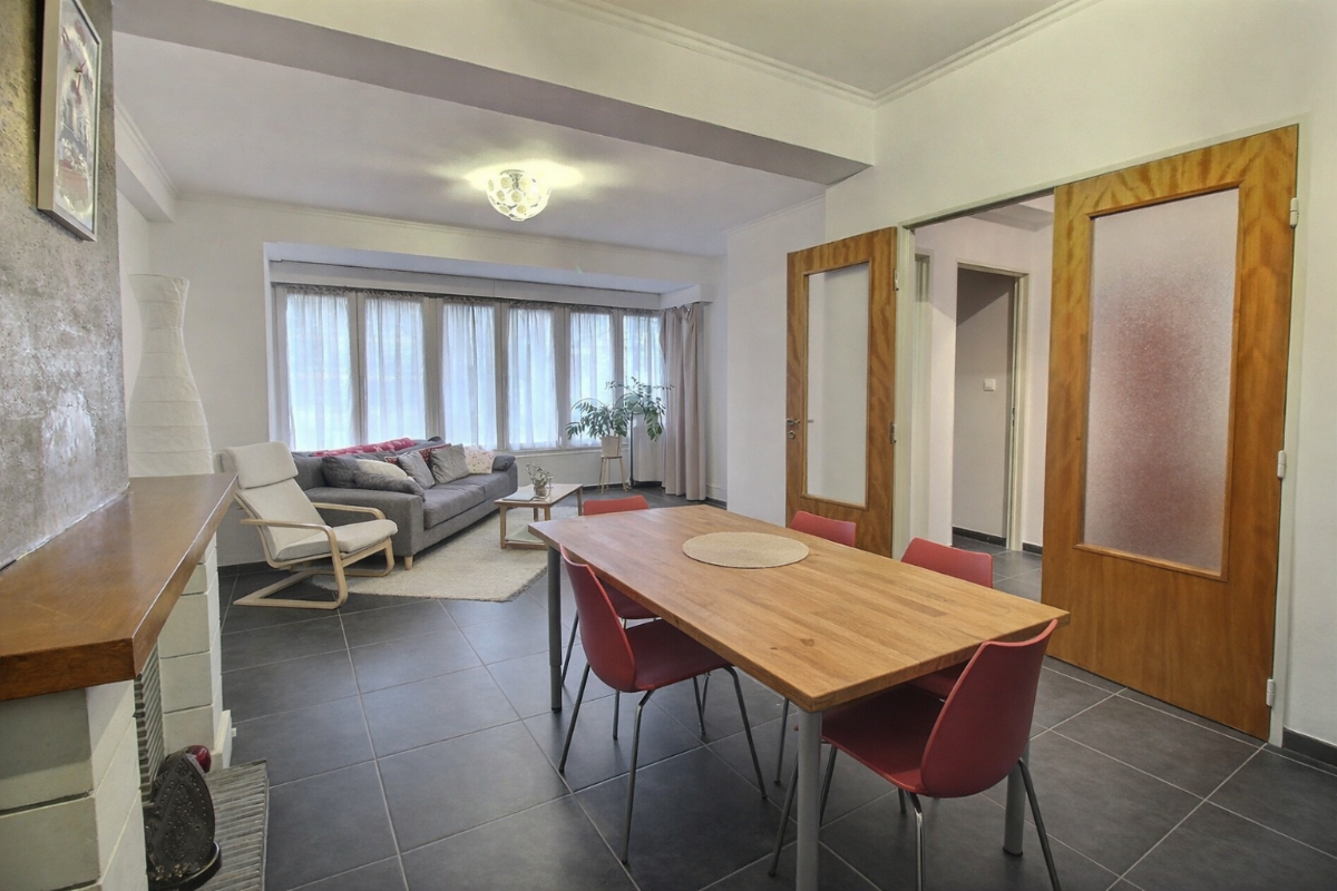 Appartement à vendre à Charleroi 6000 165000.00€ 2 chambres 110.00m² - annonce 707178