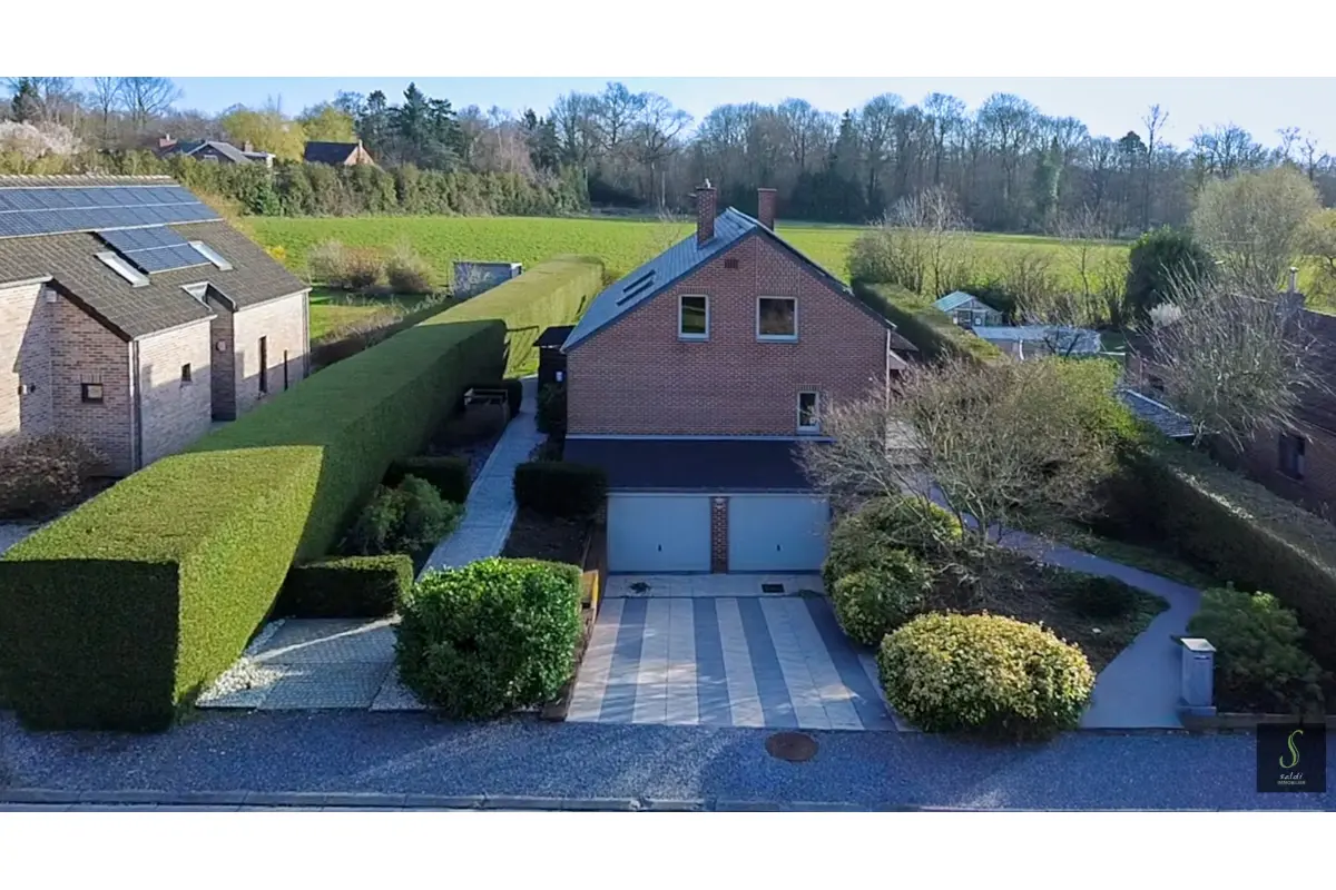 Villa à vendre à Vellereille-les-Brayeux 7120 395000.00€ 5 chambres m² - annonce 707709