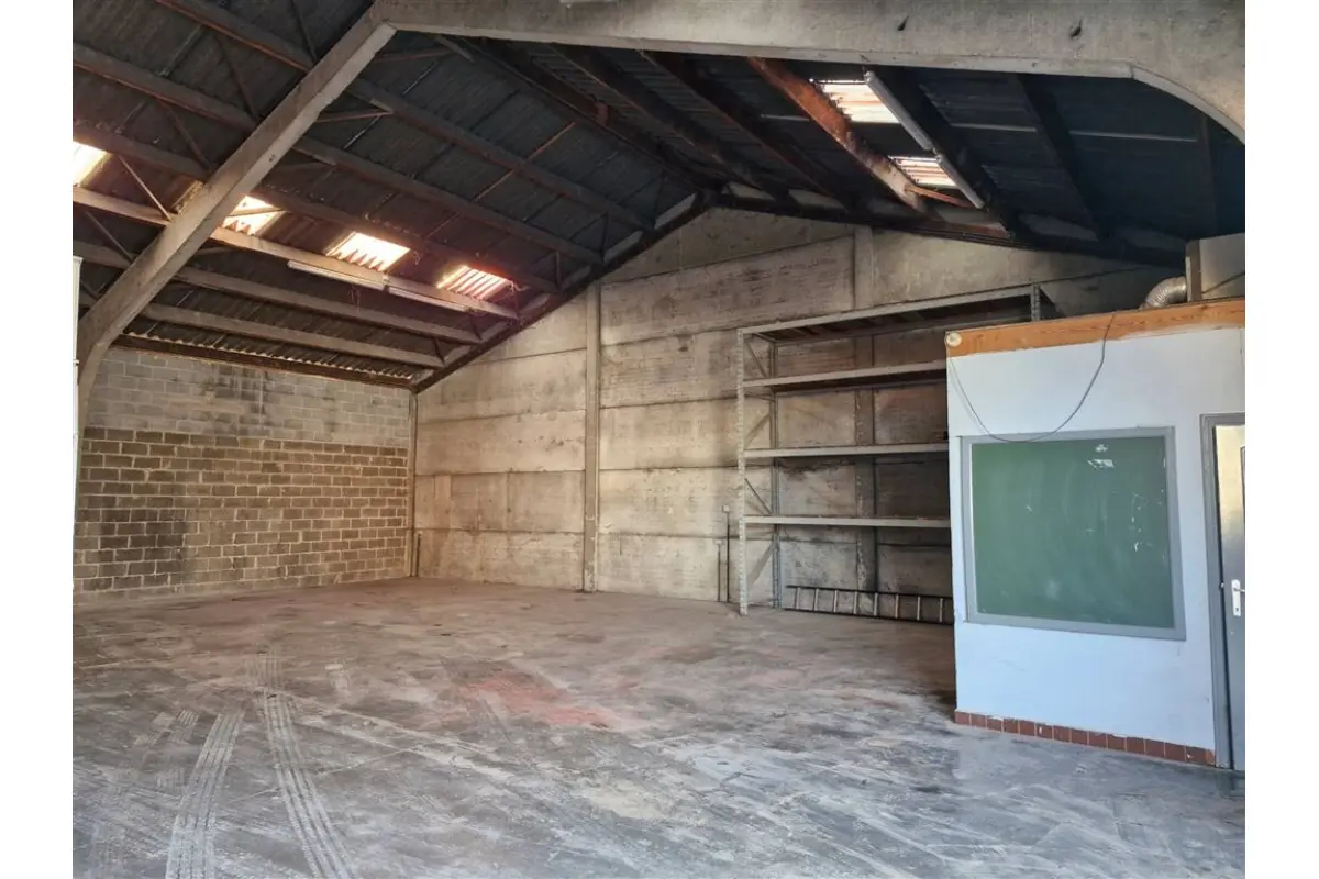 Commerce à  à Taintignies 7618 800.00€  chambres m² - annonce 708316