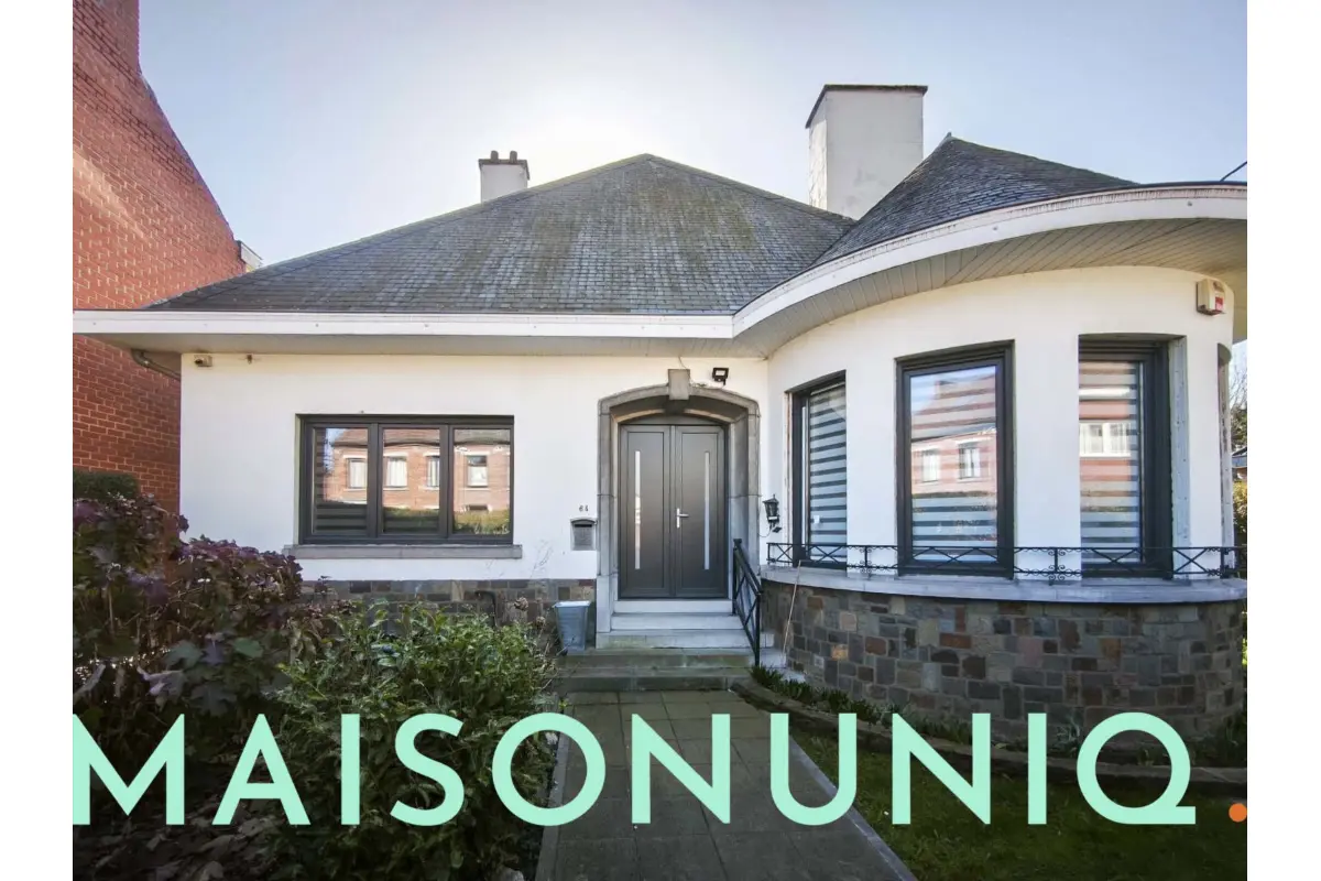 Villa à vendre à Jumet 6040 295000.00€ 5 chambres 249.00m² - annonce 708823