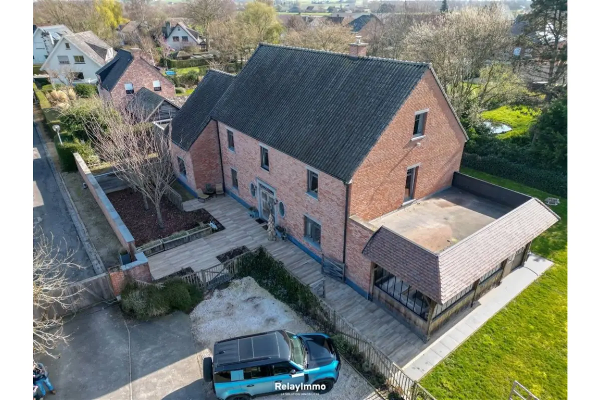 Maison à  à Escanaffles 7760 895000.00€ 6 chambres 350.00m² - annonce 708594