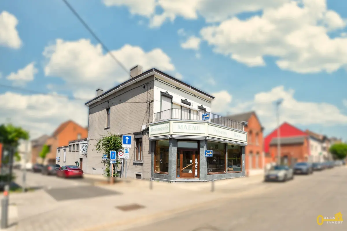 Immeuble mixte à vendre à La Louvière 7100 195000.00€ 4 chambres 306.00m² - annonce 709892