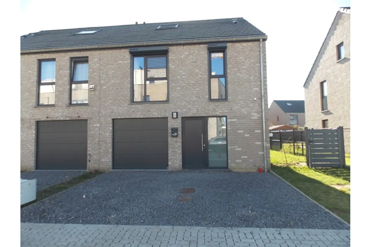 Maison à louer à Mons 7000 2000.00€ 4 chambres 135.00m² - annonce 709846