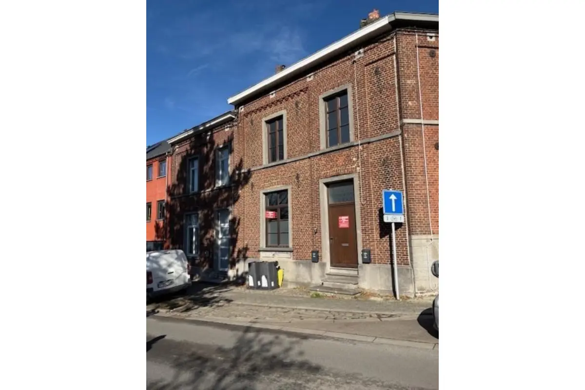 Immeuble de rapport - Immeuble à appartement à vendre à Marche-lez-Ecaussinnes 7190 170000.00€ 3 chambres m² - annonce 710360