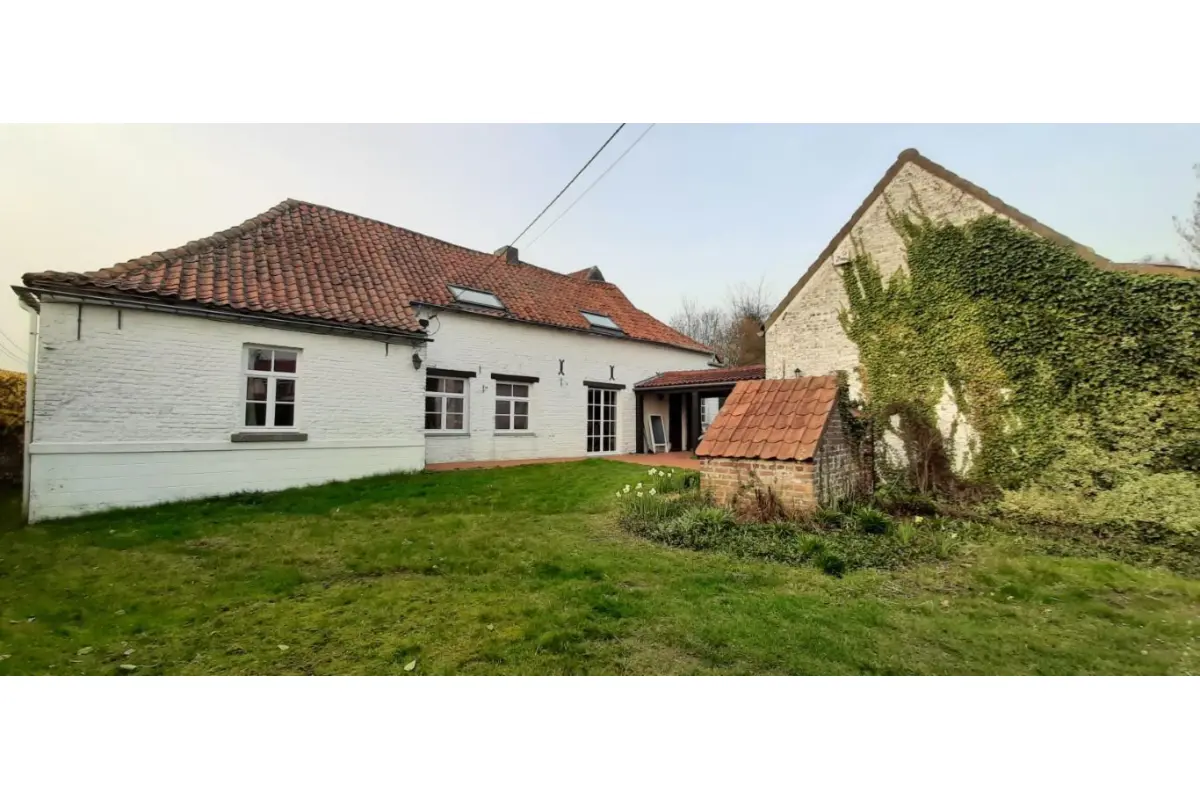 Bungalow à vendre à Pipaix 7904 350000.00€ 6 chambres m² - annonce 709713