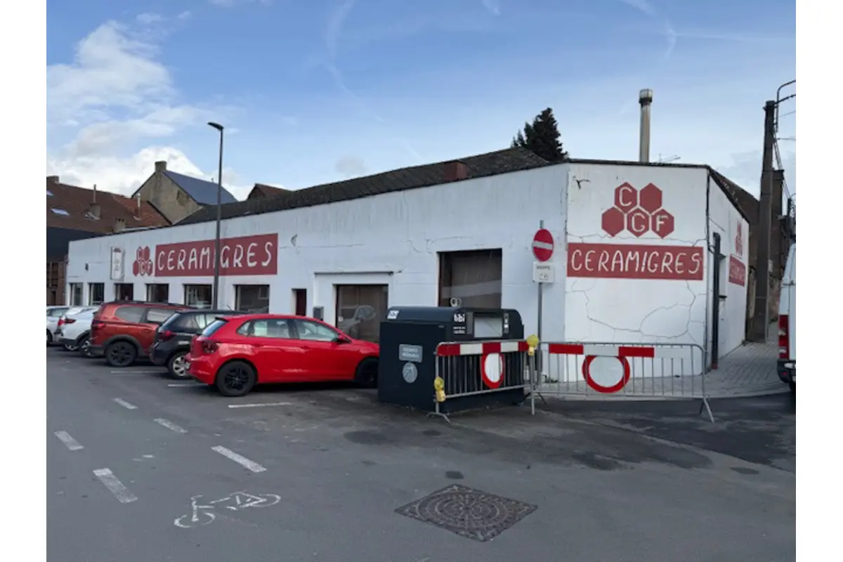 Immeuble mixte à vendre à Fleurus 6220 299000.00€  chambres 500.00m² - annonce 712110