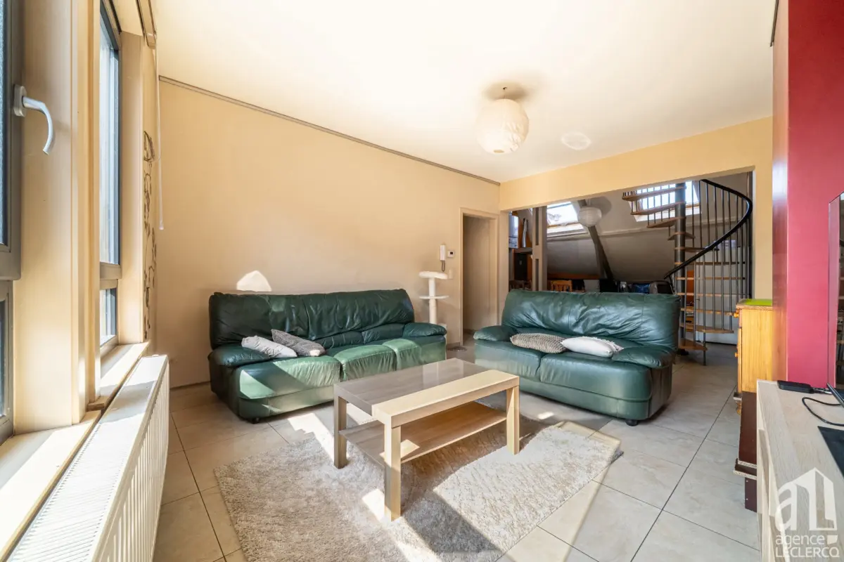 Appartement à  à Tournai 7500 700.00€ 1 chambres 95.00m² - annonce 711742