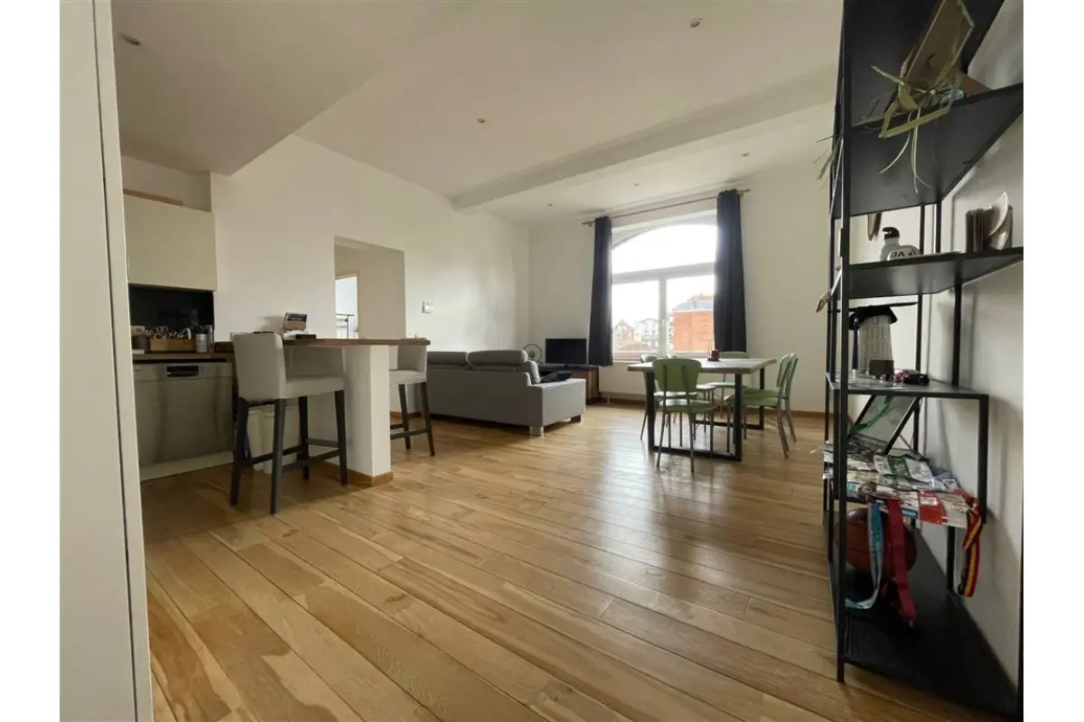 Appartement à  à Tournai 7500 775.00€ 1 chambres 77.00m² - annonce 713152