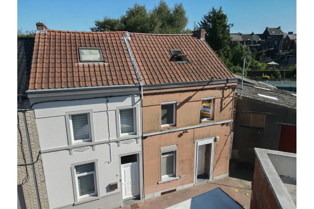 Maison à vendre à La Louvière 7100 210000.00€ 3 chambres 152.00m² - annonce 712743