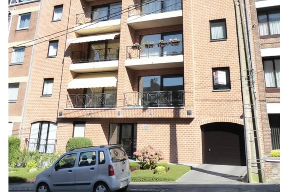 Appartement à louer à Marcinelle 6001 925.00€ 2 chambres 99.00m² - annonce 714047