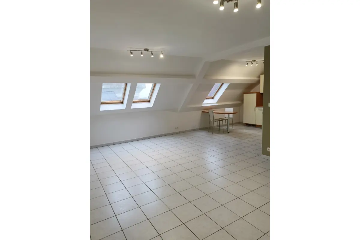 Appartement à louer à Frameries 7080 750.00€ 1 chambres m² - annonce 714054