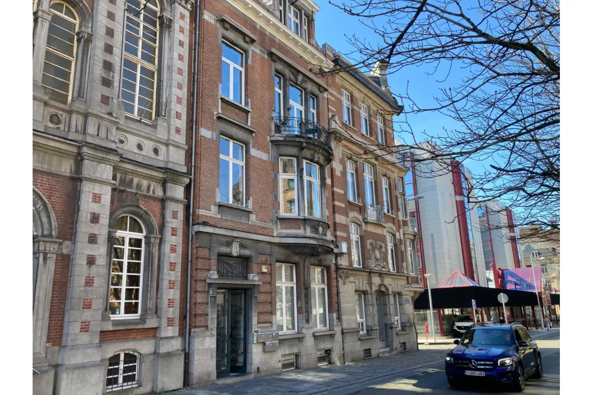 Immeuble de rapport - Immeuble à appartement à vendre à Charleroi 6000 695000.00€ 4 chambres 600.00m² - annonce 714733