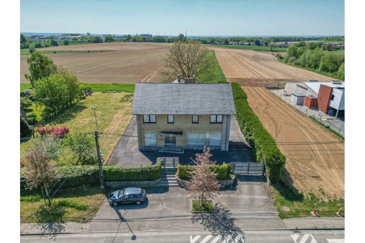 Immeuble mixte à vendre à Le Roeulx 7070 599000.00€  chambres 439.00m² - annonce 714694