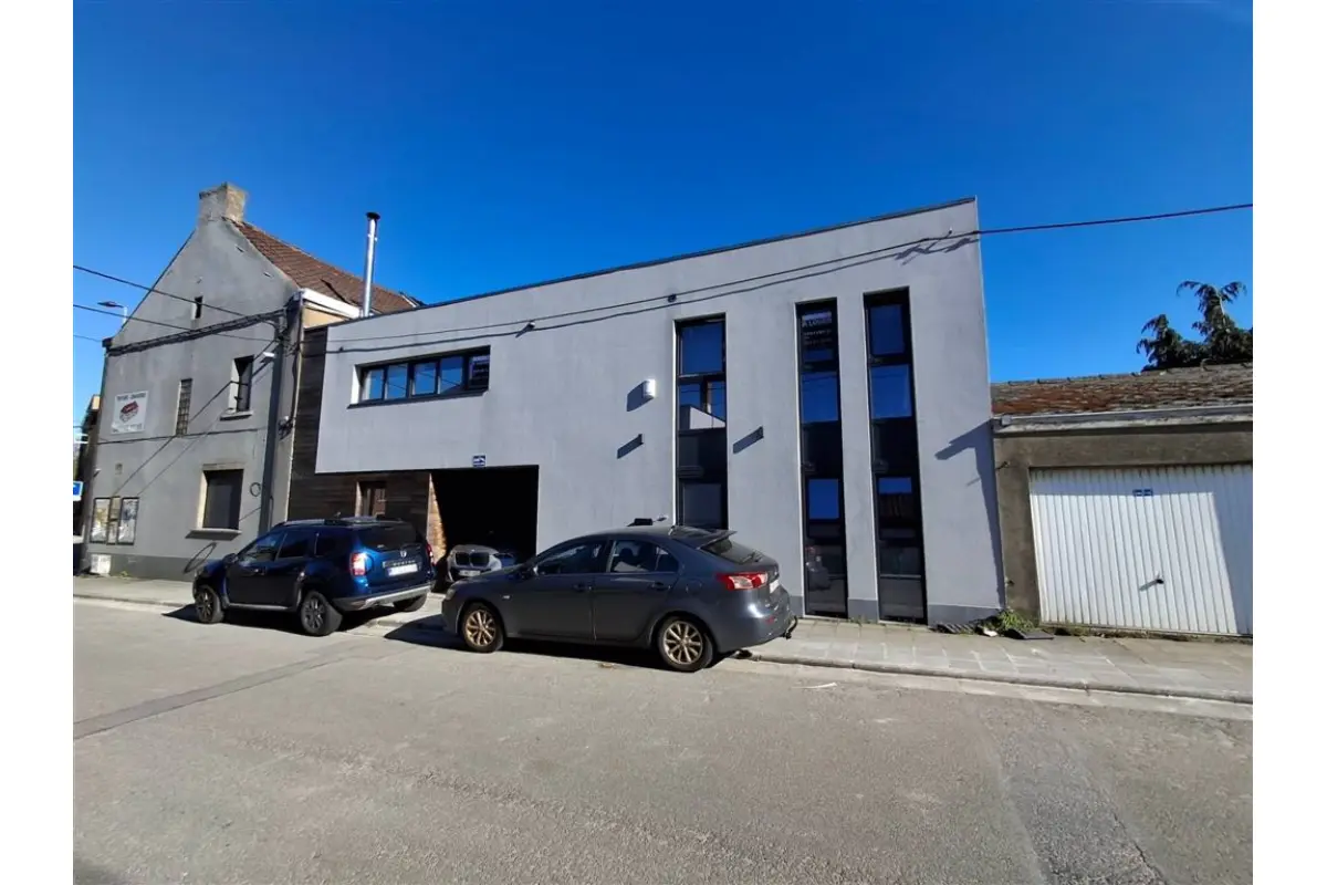 Maison à louer à Haine-Saint-Pierre 7100 960.00€ 3 chambres m² - annonce 715817