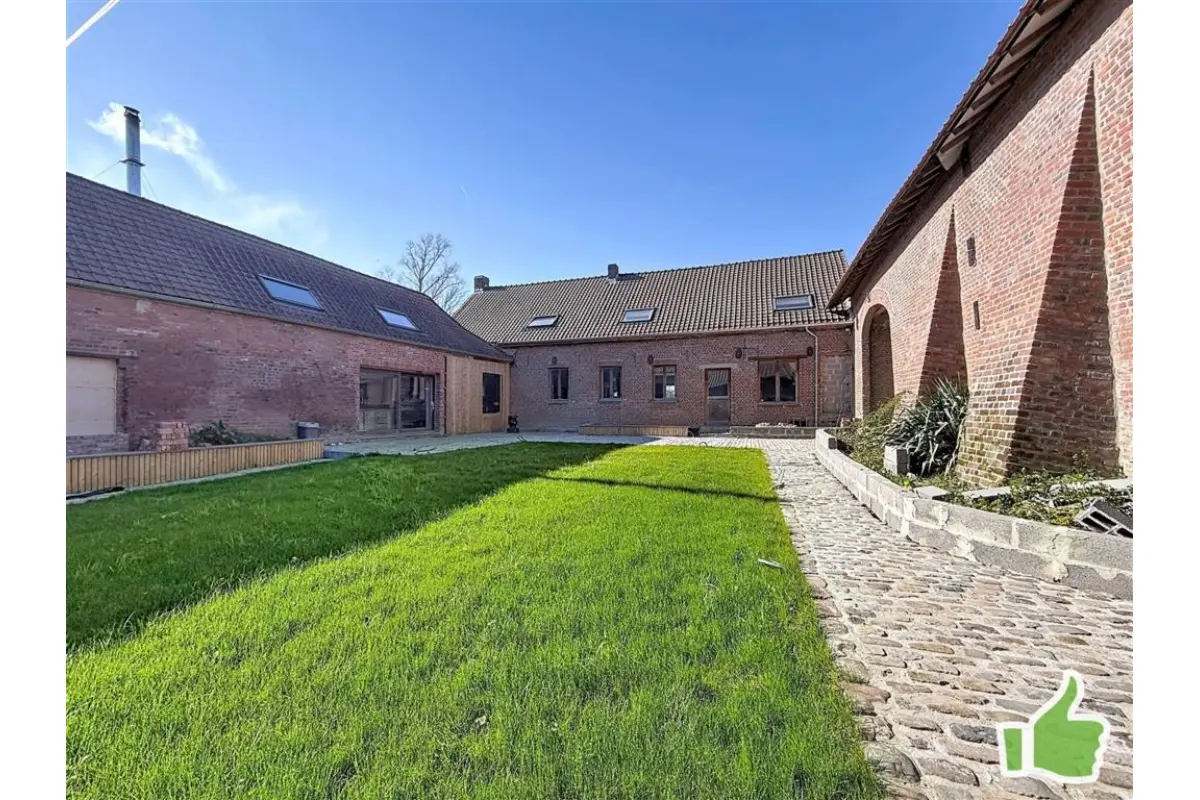 Maison à vendre à Saint-Léger 7730 799000.00€ 3 chambres 317.00m² - annonce 716187