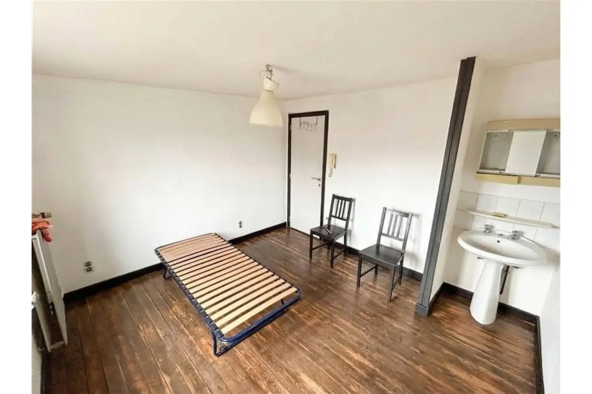 Appartement à louer à Montignies-sur-Sambre 6061 420.00€ 1 chambres 10.00m² - annonce 715909