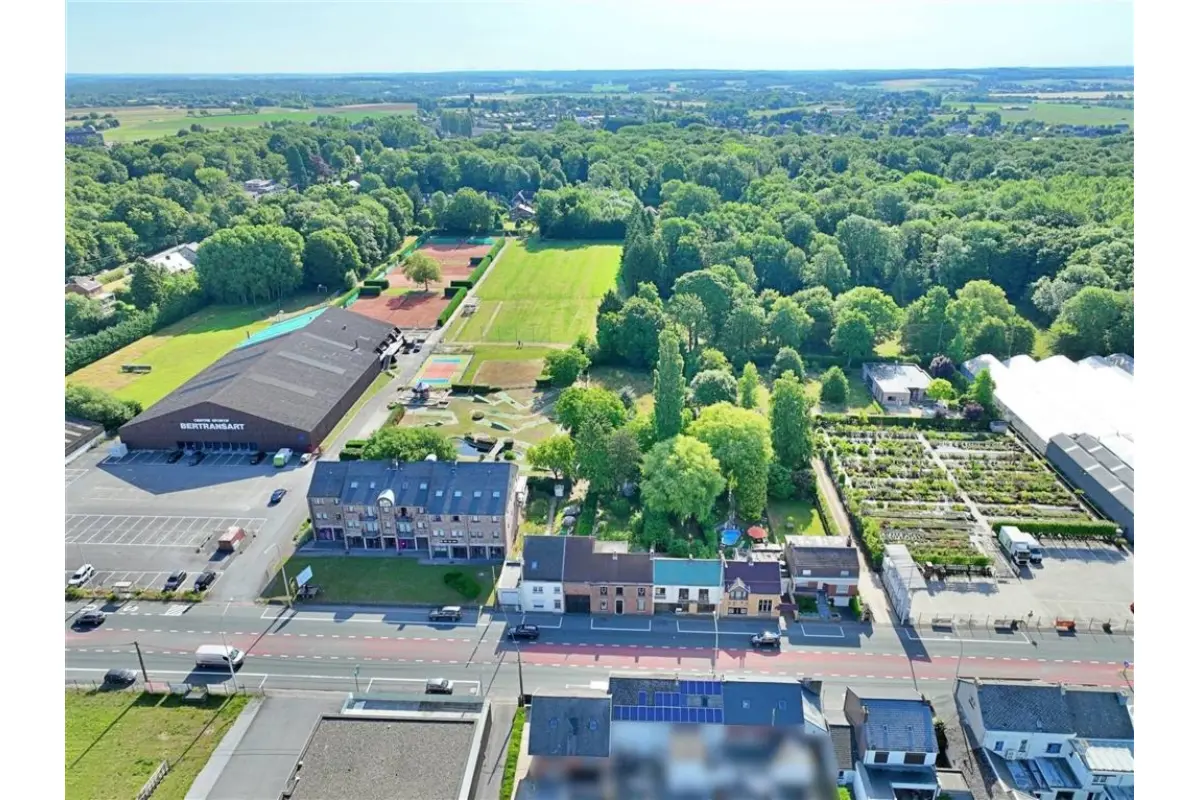 Commerce à vendre à Nalinnes 6120 219000.00€ 3 chambres 194.00m² - annonce 715616