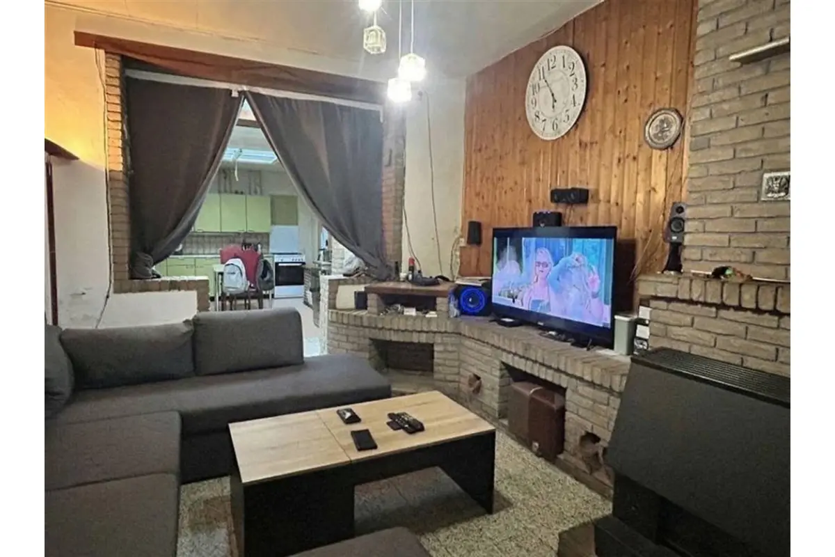 Maison à vendre à Leuze-en-Hainaut 7900 125000.00€ 3 chambres 280.00m² - annonce 717983