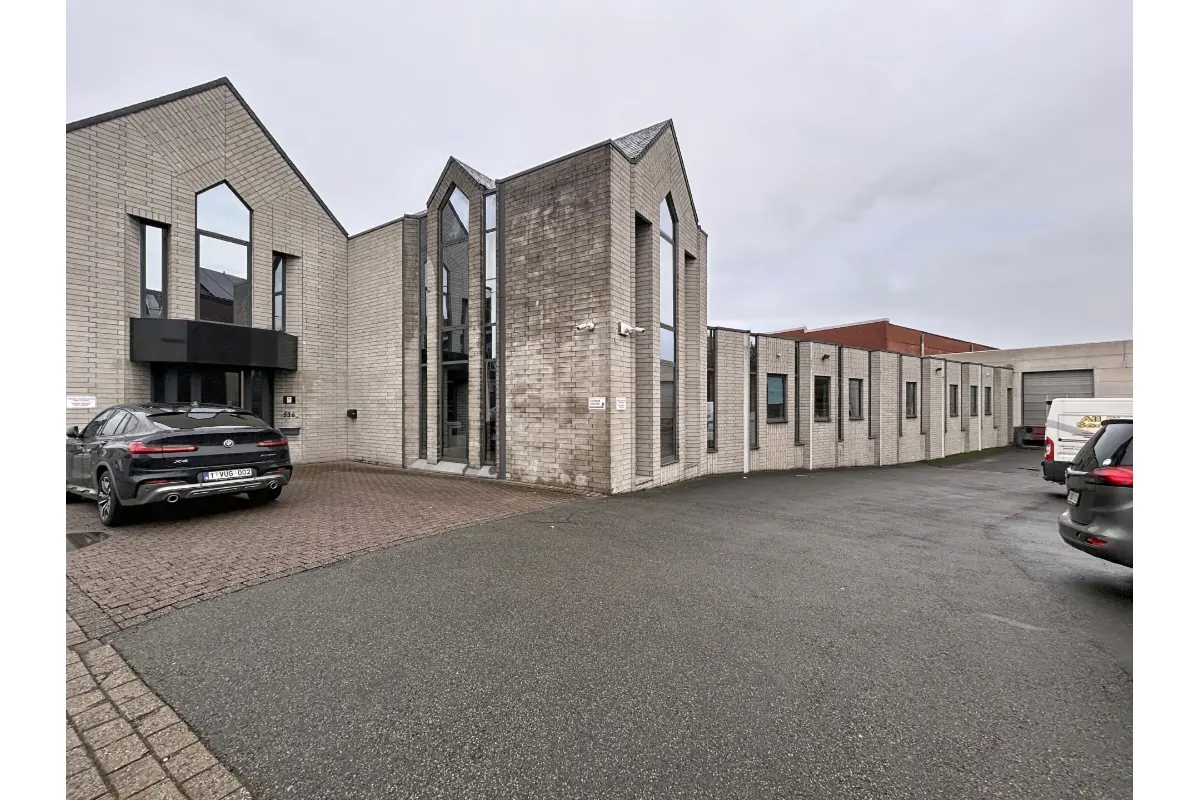 Commerce à vendre à Mouscron 7700 1100000.00€  chambres 3676.00m² - annonce 717162