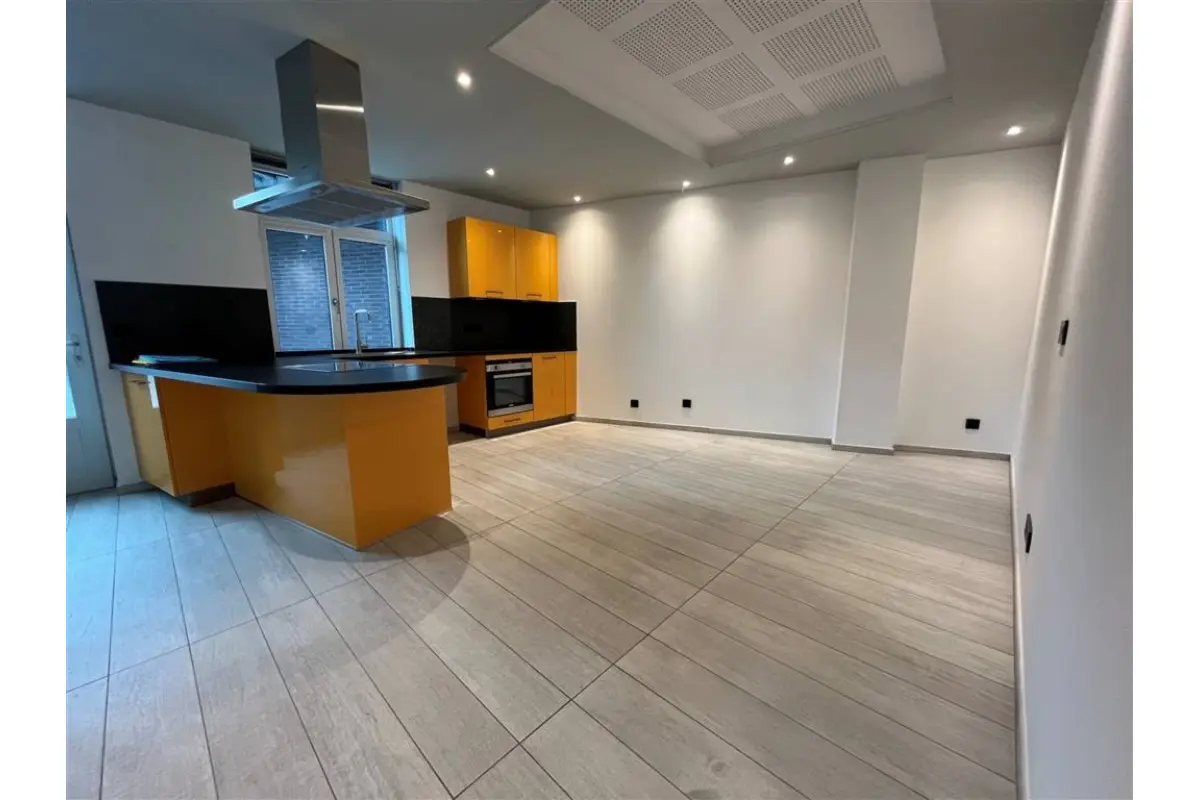 Appartement à  à Tournai 7500 615.00€ 1 chambres 48.00m² - annonce 719214