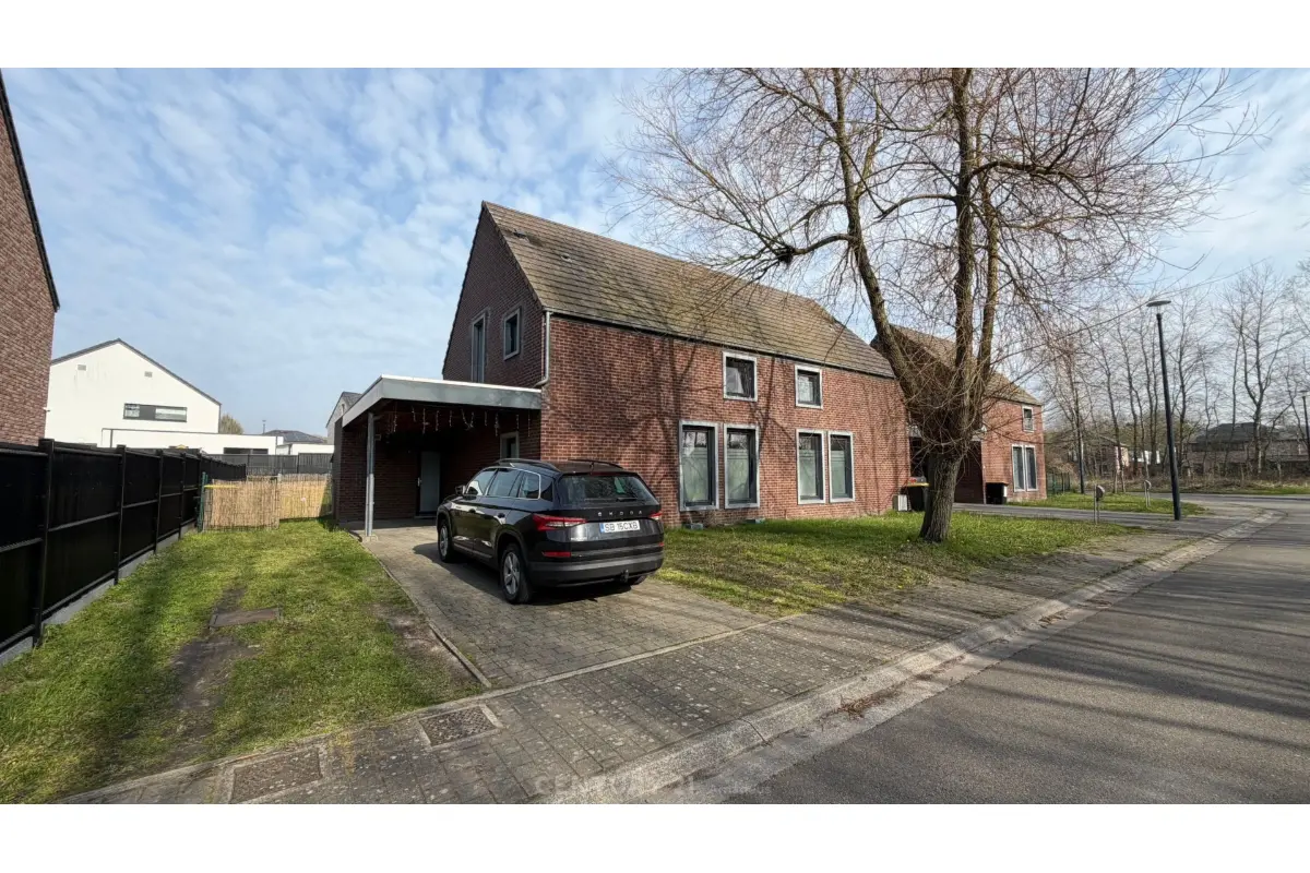 Maison à louer à Ghlin 7011 1300.00€ 3 chambres 130.00m² - annonce 719065