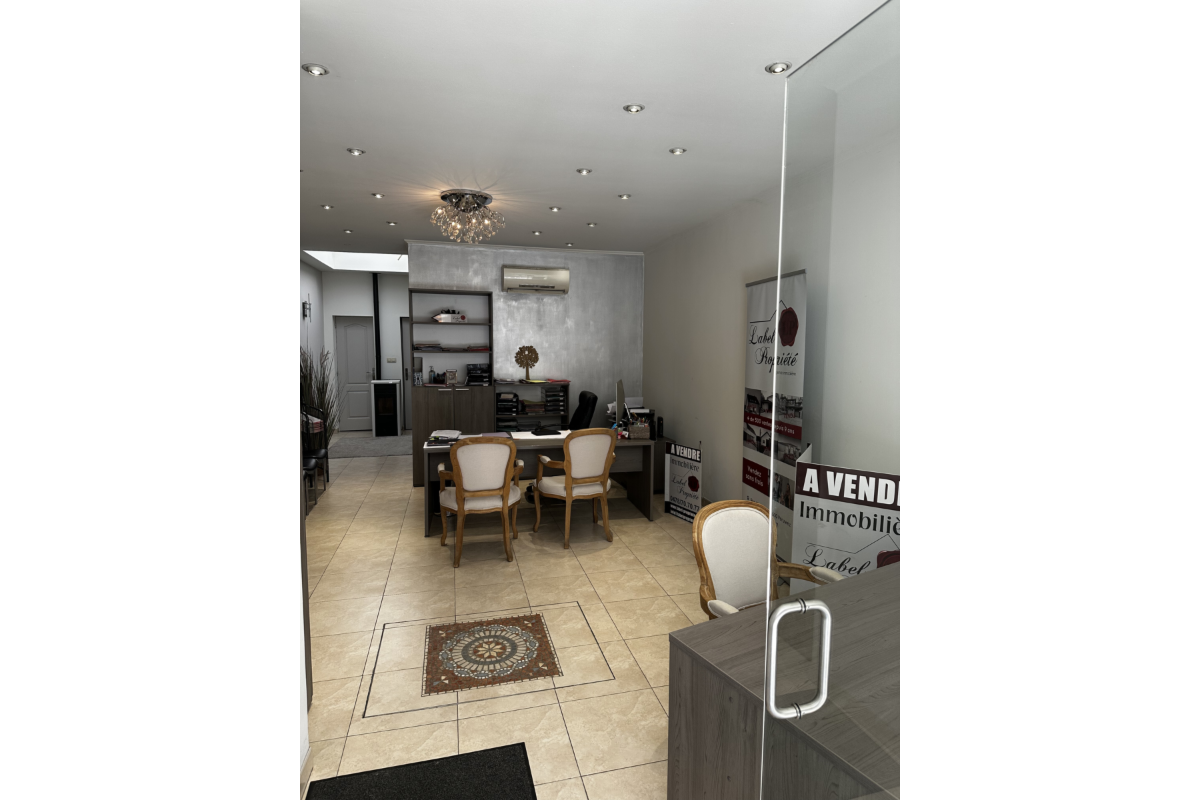 Commerce à louer à Péruwelz 7600 580.00€  chambres 60.00m² - annonce 718713