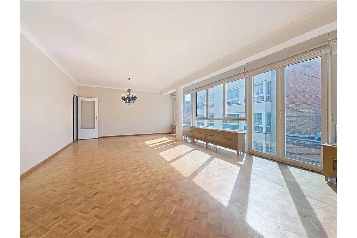 Appartement à vendre à Charleroi 6000 160000.00€ 4 chambres 132.00m² - annonce 718791