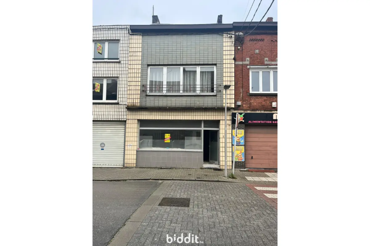 Maison à vendre à Haine-Saint-Pierre 7100 60000.00€ 2 chambres m² - annonce 718795