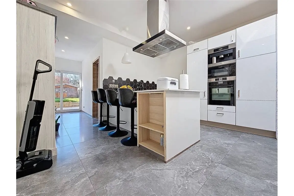 Maison à vendre à Frameries 7080 200000.00€ 4 chambres 166.00m² - annonce 719042