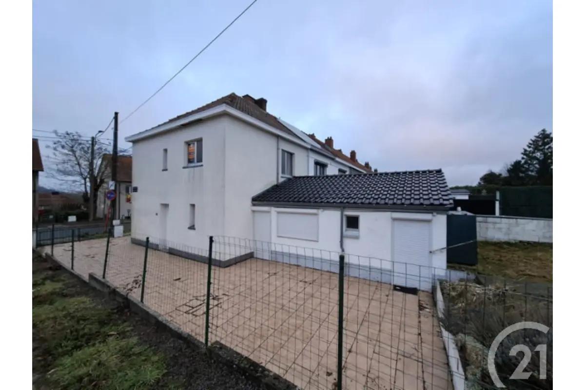 Maison à vendre à Couillet 6010 120000.00€ 3 chambres 90.00m² - annonce 719687