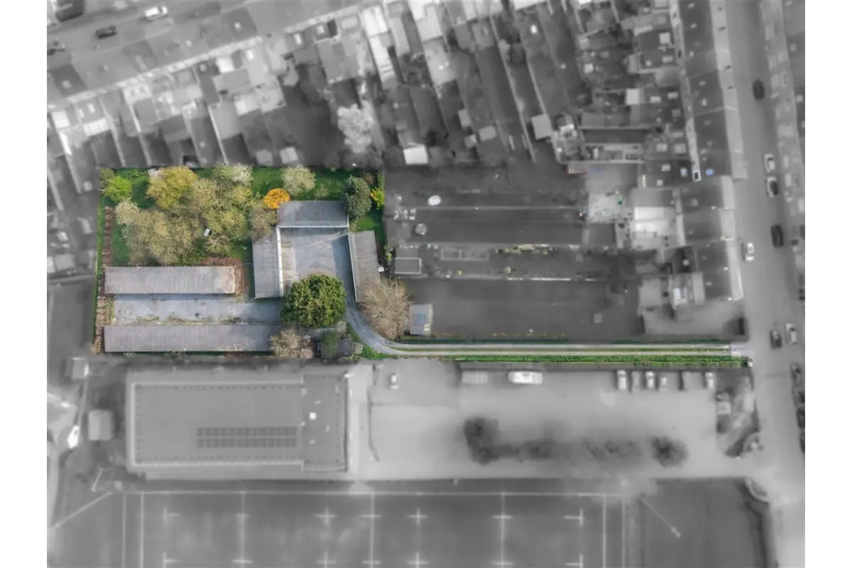 Box à  à Tournai 7500 700000.00€  chambres m² - annonce 719491