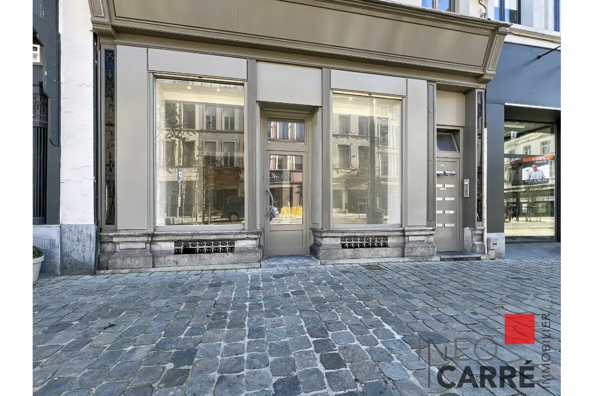 Commerce à  à Tournai 7500 800.00€  chambres 60.00m² - annonce 719852