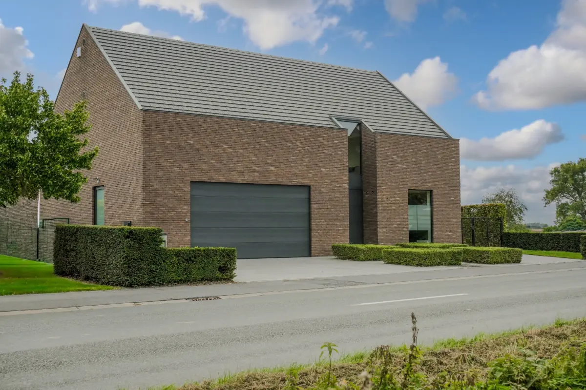 Maison à vendre à Mont-de-l'Enclus 7750 0.00€ 3 chambres 260.00m² - annonce 719756