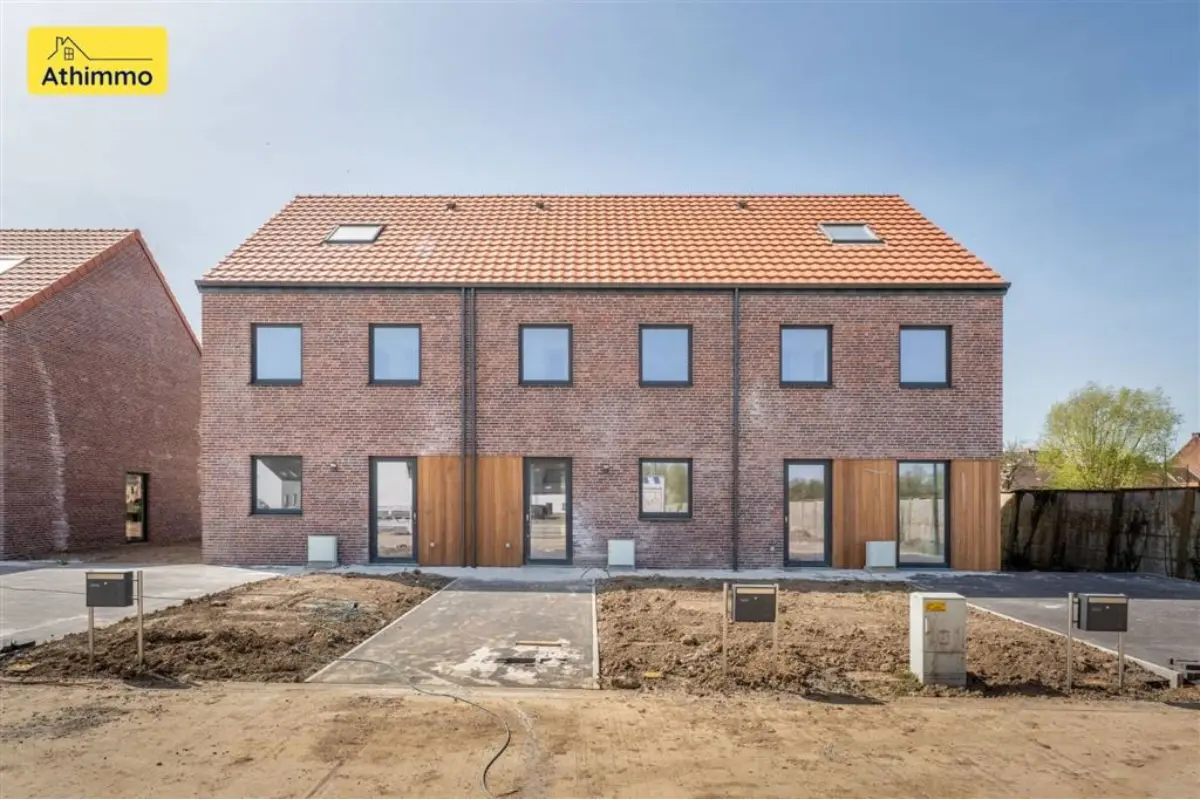 Maison à vendre à Ath 7800 280000.00€ 3 chambres 126.00m² - annonce 720371