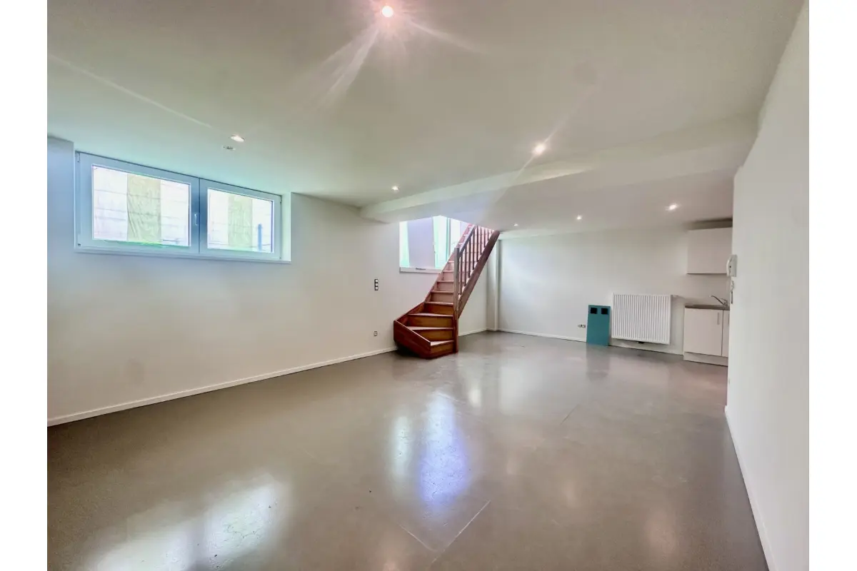 Appartement à louer à Châtelineau 6200 750.00€ 1 chambres 80.00m² - annonce 720278