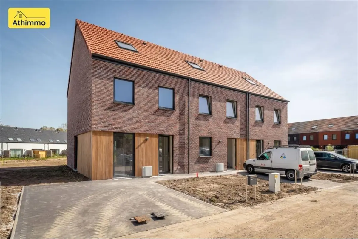 Maison à vendre à Ath 7800 280000.00€ 3 chambres 126.00m² - annonce 720379