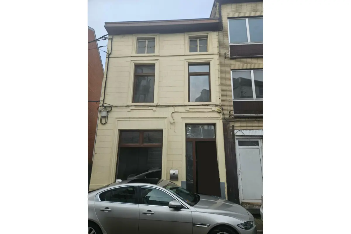 Maison à vendre à Gosselies 6041 90000.00€ 3 chambres m² - annonce 720501