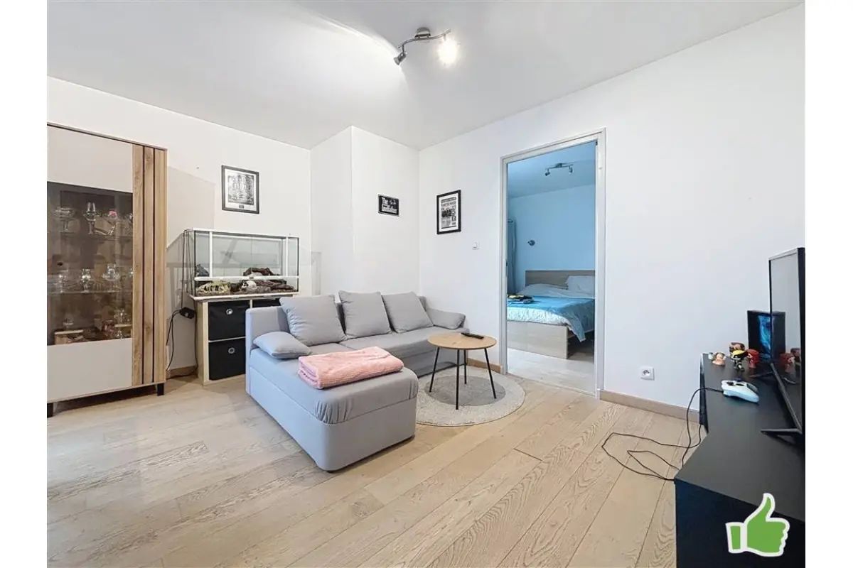 Appartement à louer à Luingne 7700 670.00€ 1 chambres 49.00m² - annonce 720467