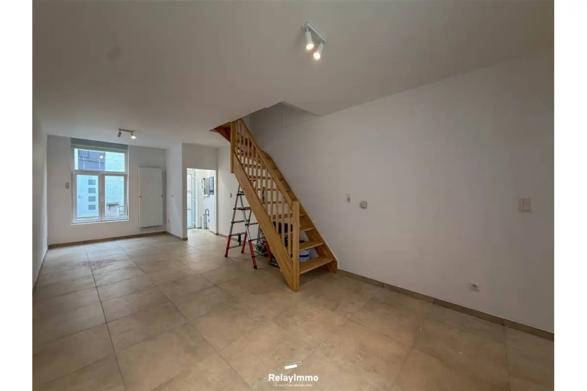 Maison à louer à Tournai 7500 850.00€ 2 chambres 82.00m² - annonce 720440
