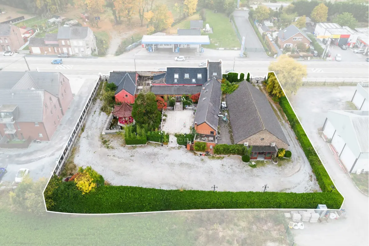 Commerce à vendre à Leval-Trahegnies 7134 749999.00€  chambres 550.00m² - annonce 721503