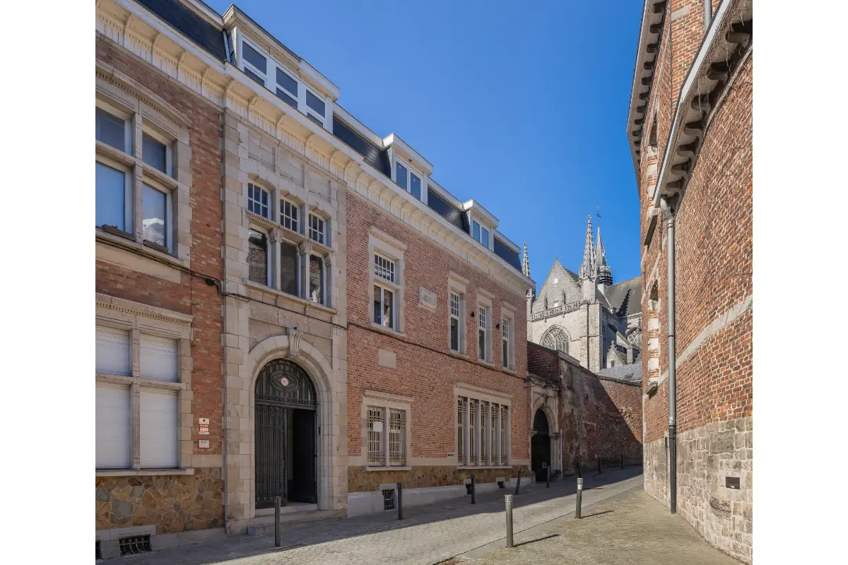 Commerce à louer à Mons 7000 1240.00€  chambres 48.00m² - annonce 721090