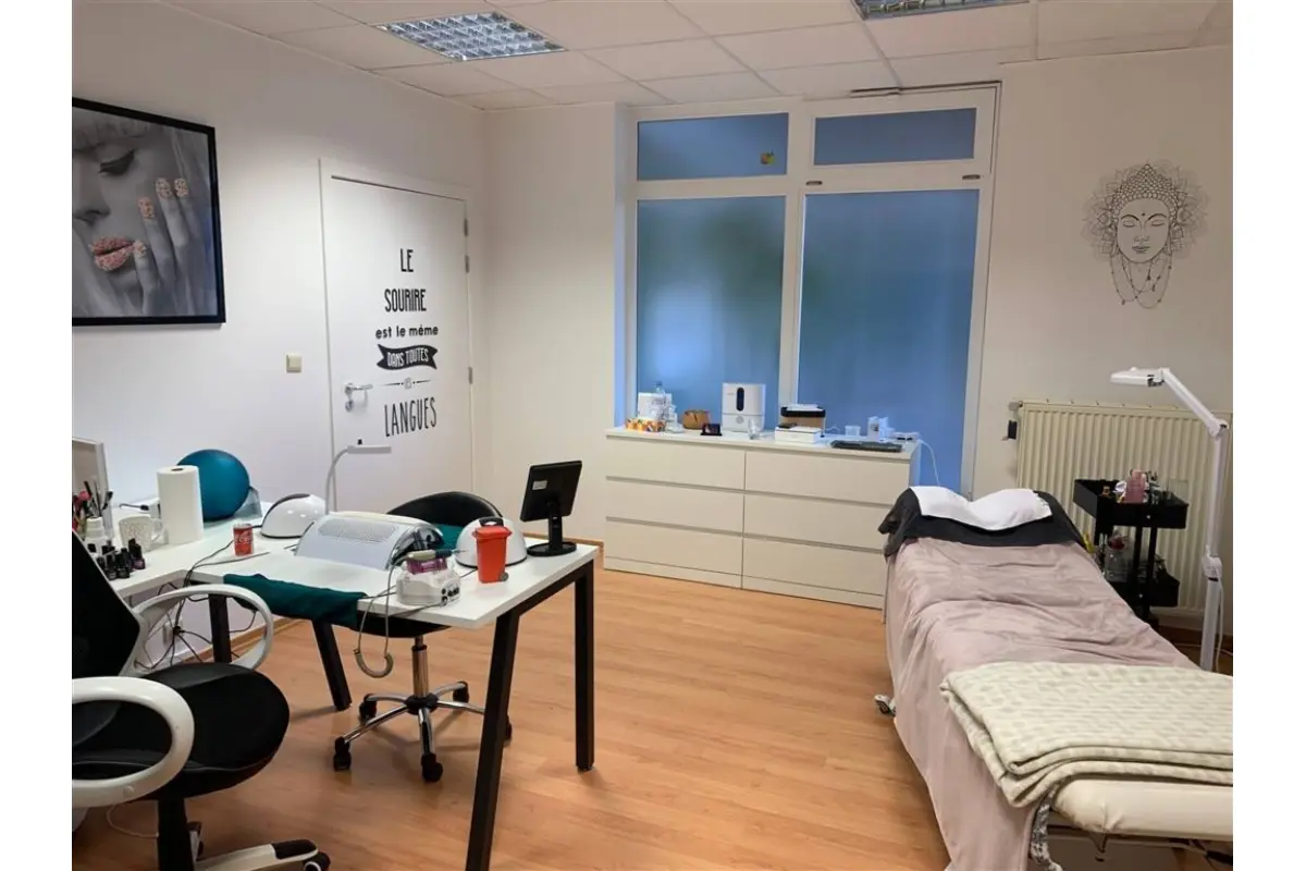 Commerce à louer à Tournai 7500 350.00€  chambres 20.00m² - annonce 721342