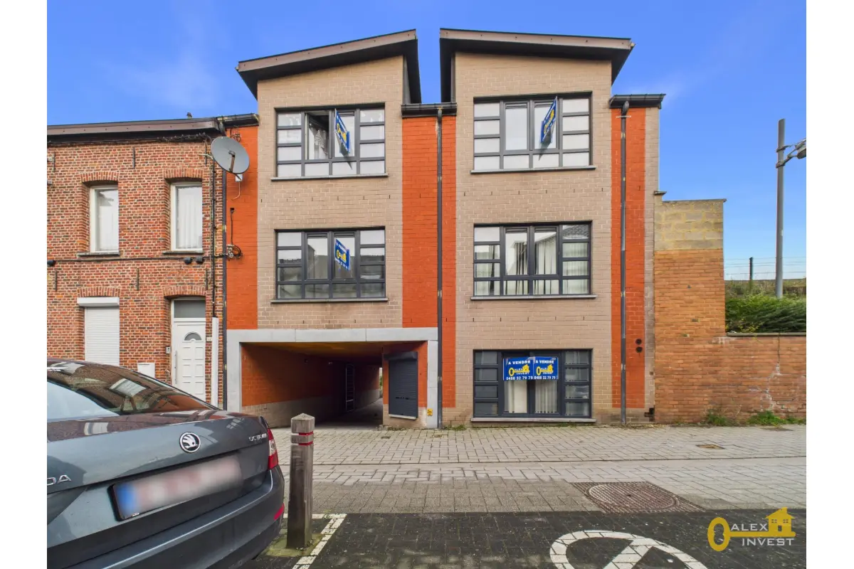 Maison à vendre à La Louvière 7100 495000.00€ 10 chambres 382.00m² - annonce 721587