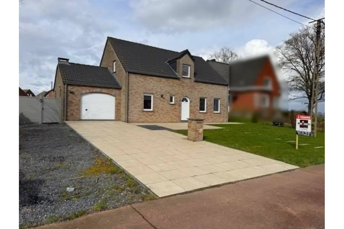 Maison à vendre à Leuze-en-Hainaut 7900 395000.00€ 3 chambres 185.00m² - annonce 721742