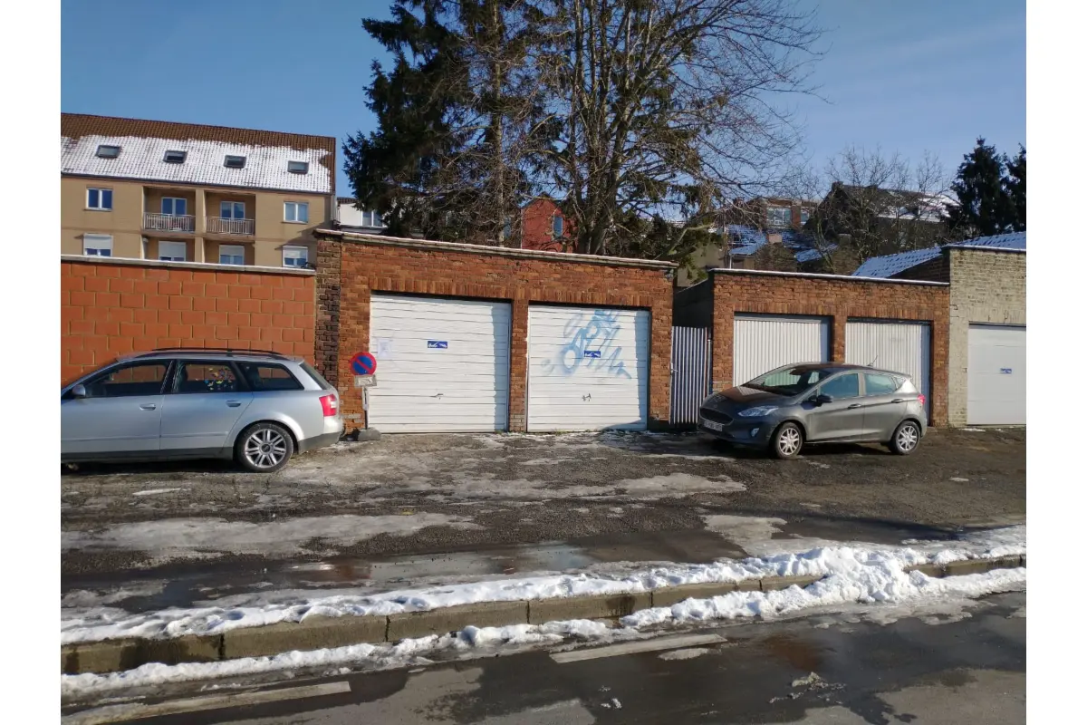 Parking / garage à vendre à Charleroi 6000 27500.00€  chambres m² - annonce 721950