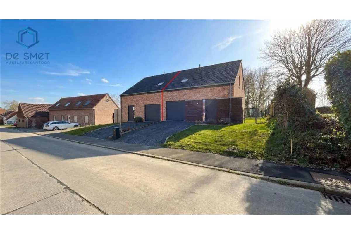 Maison à vendre à Ghoy 7863 369000.00€ 3 chambres 130.00m² - annonce 721938