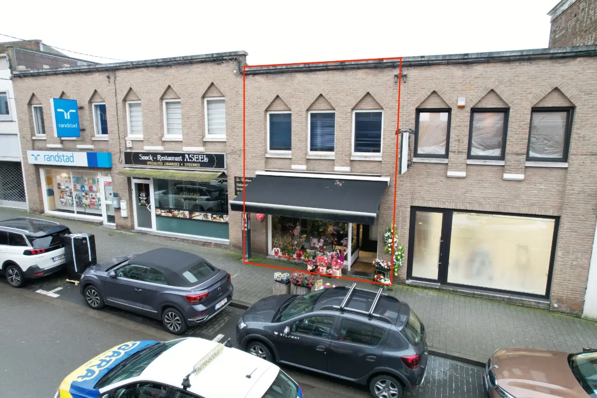 Commerce à vendre à La Louvière 7100 120000.00€  chambres 139.00m² - annonce 722620